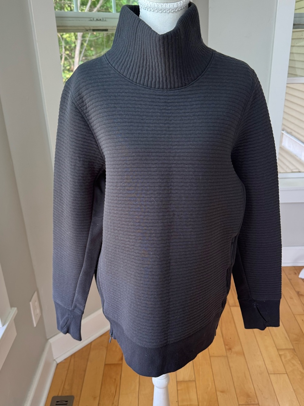 all in motion Black Ribbed Funnelneck Sweatshirt Top Size Large